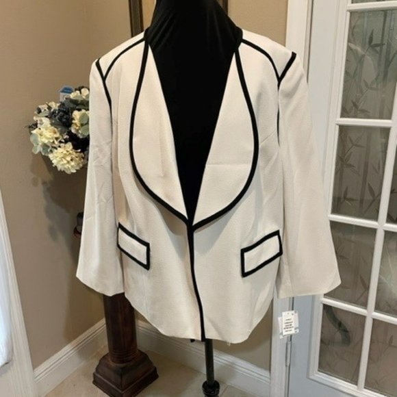 Kasper Jackets & Coats Kasper 2w Winter White Blazer Jacket Wblack